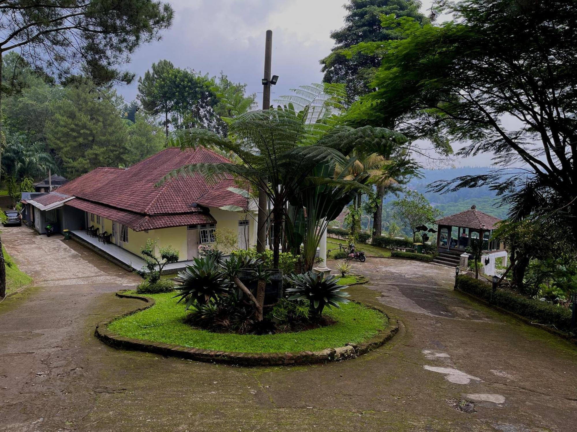 Jcc Villas, Puncak Cipayung  Exterior photo